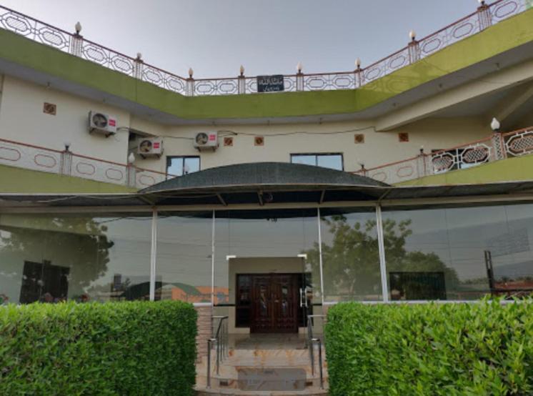 Palm Valley Hotel Sukkur エクステリア 写真