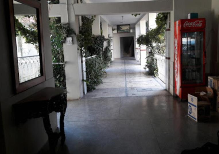 Palm Valley Hotel Sukkur エクステリア 写真