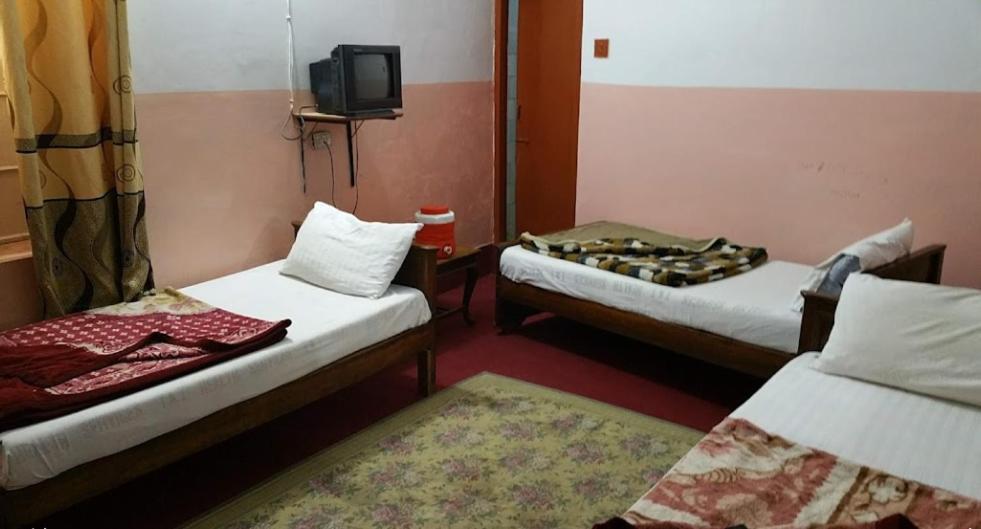 Palm Valley Hotel Sukkur エクステリア 写真